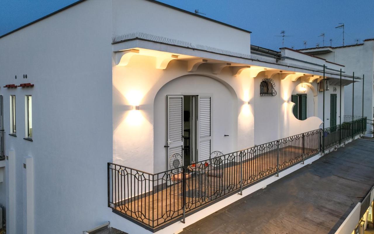 Alloggio Nuovissimo Al Centro E Rilassante ايسكيا المظهر الخارجي الصورة